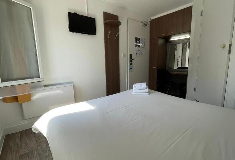 בית מלון כפרי Kyriad Direct Val De Reuil