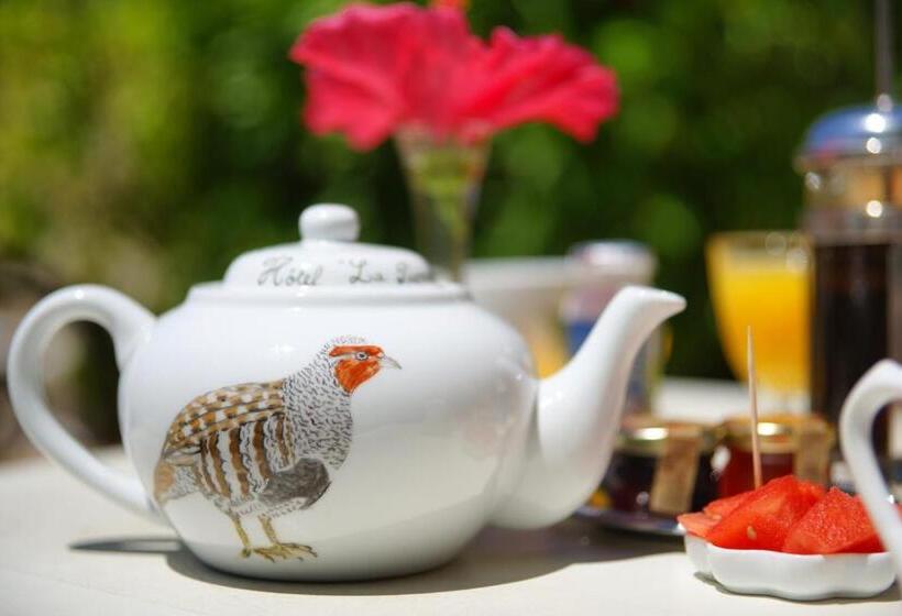 فندق Hôtel La Pierrerie
