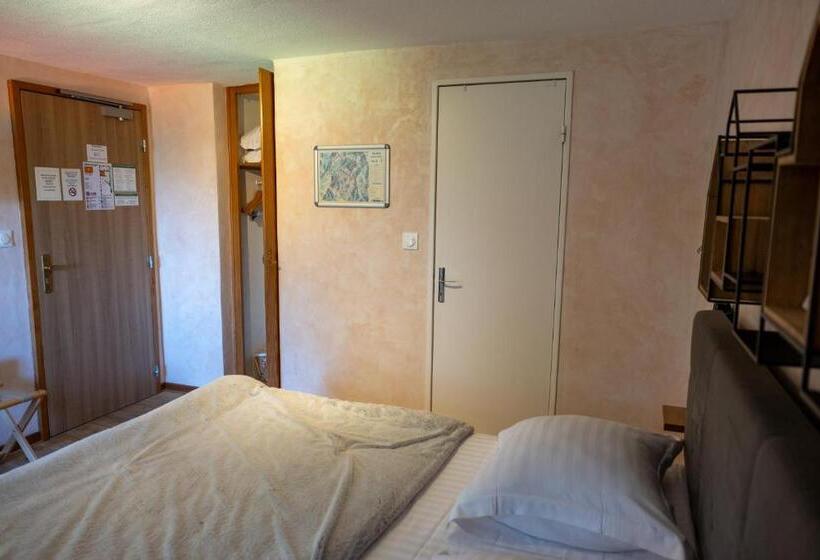 בית מלון כפרי Le Bouton D'or