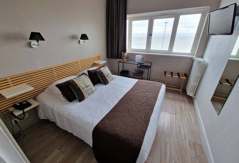 ホテル Les Fregates