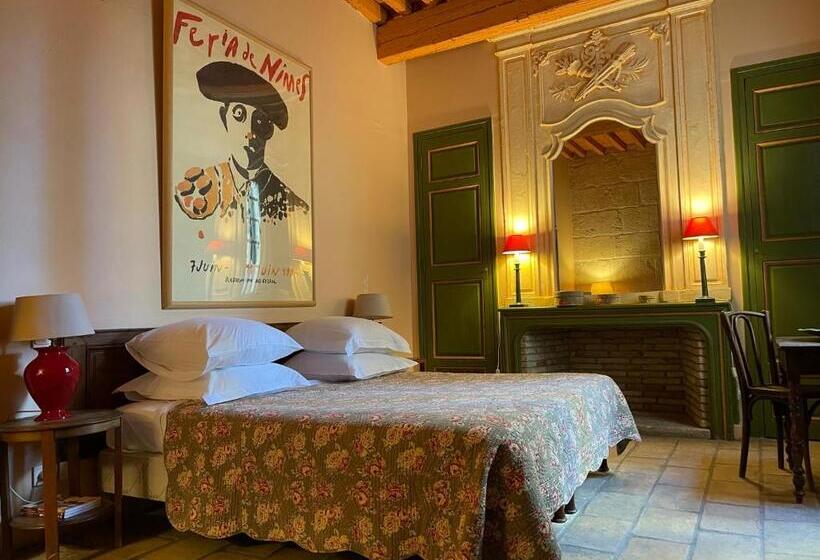 هتل Les Templiers