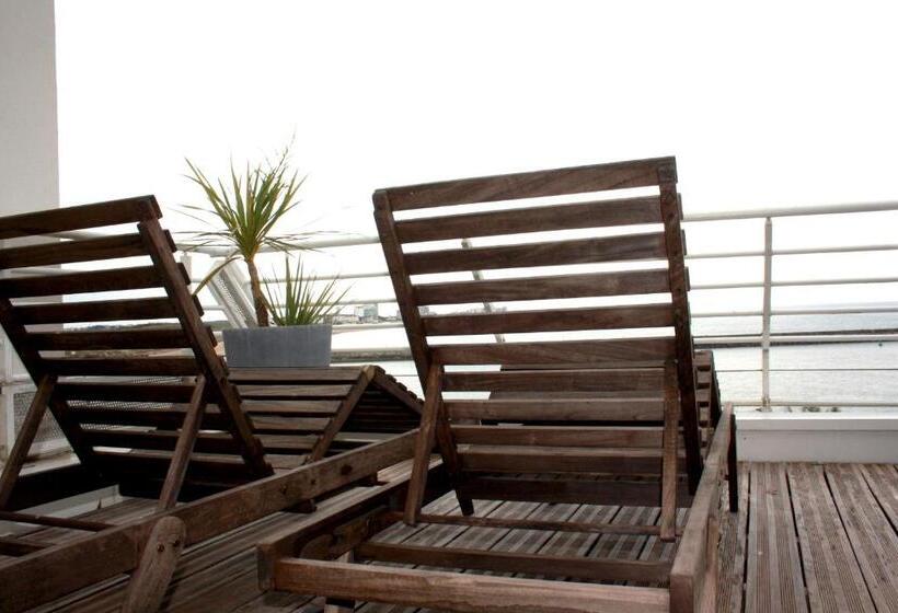 فندق Sea View