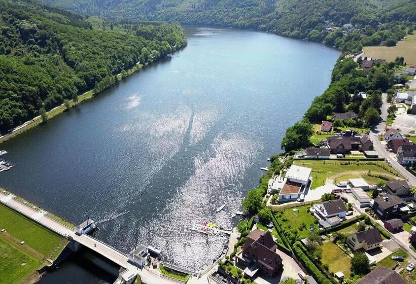 בית מלון כפרי Am See