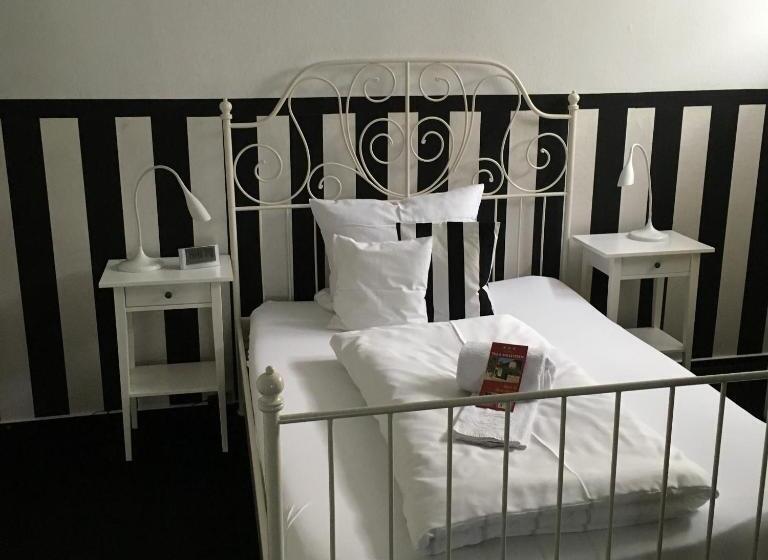 בית מלון כפרי B&b Bredl In Der Villa Ballestrem