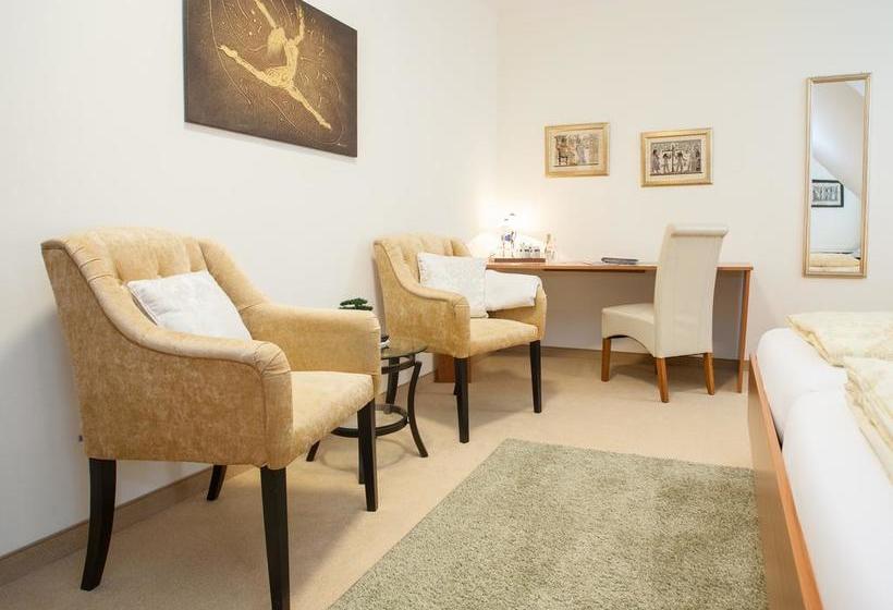 هتل Das Kleine Altstadt