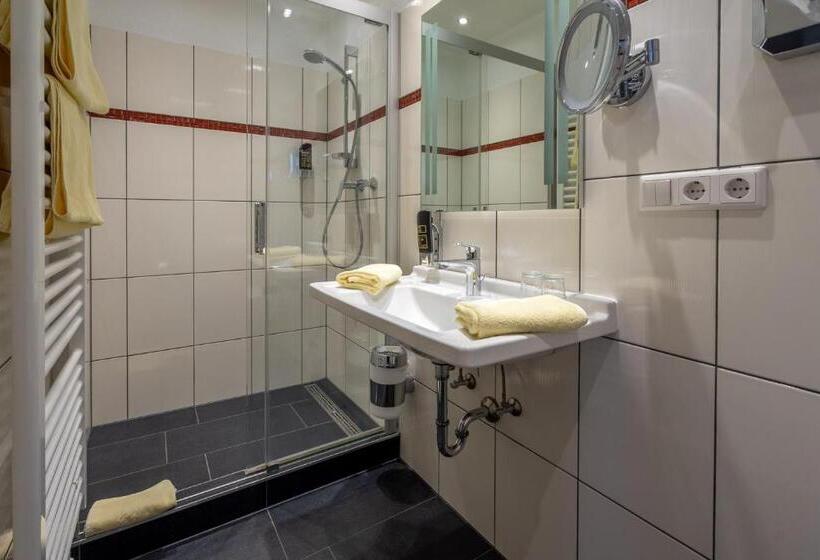 ホテル Goldener Pfropfenzieher