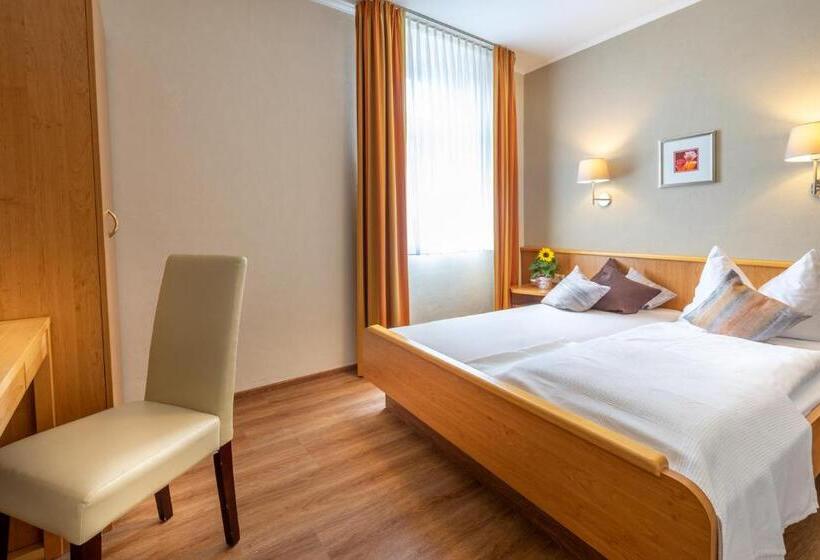 ホテル Goldener Pfropfenzieher