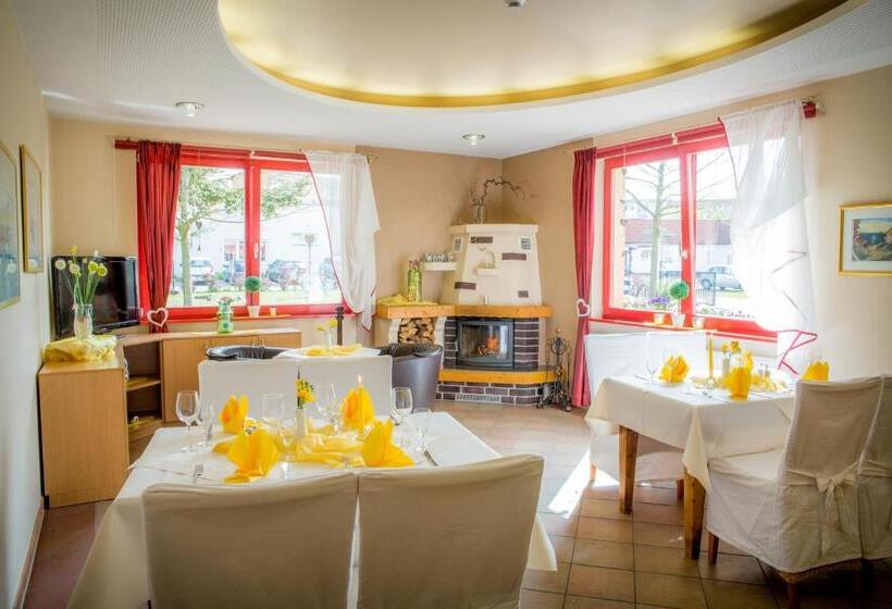 酒店 Gäste Und Seminarhaus Uckerwelle