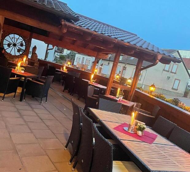 ホテル Hauensteiner Hof