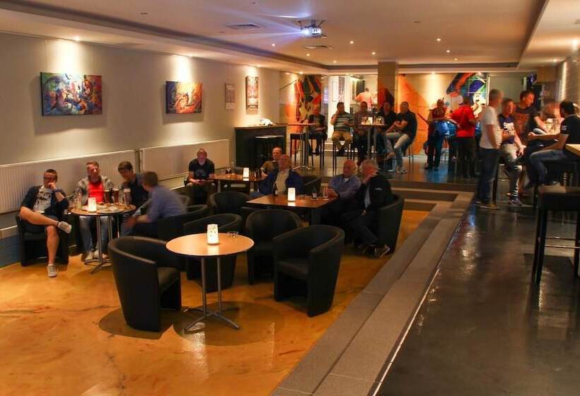 בית מלון כפרי Weinhaus Weis