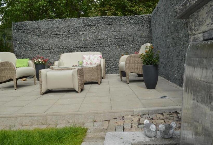 هتل Zum Kreuzberg