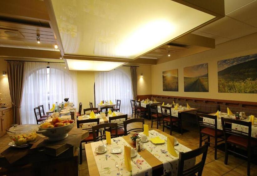 Tauberhotel Kette