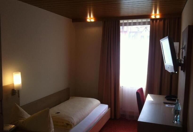 Tauberhotel Kette