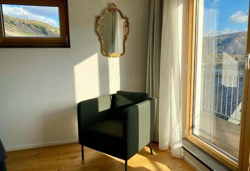 Weingut Aparthotel Olinger