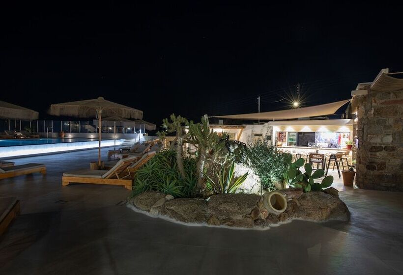 Alexandros Mykonos