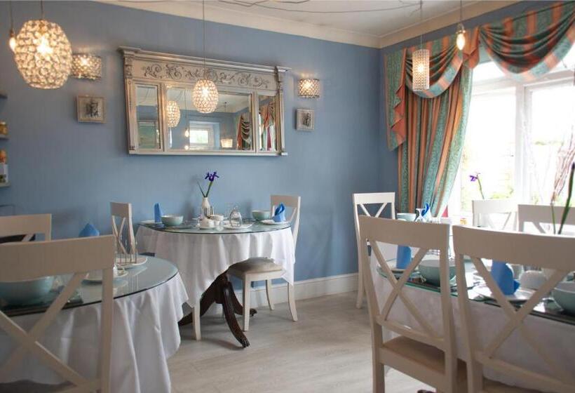 ベッドアンドブレックファースト The Cambridge Guest House By Tas