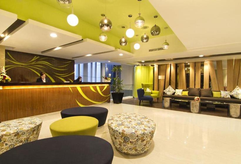 Fotos del hotel Bonnet Hotel Surabaya:  3