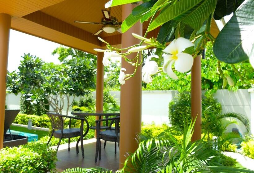 هتل Chalong Miracle Lakeview