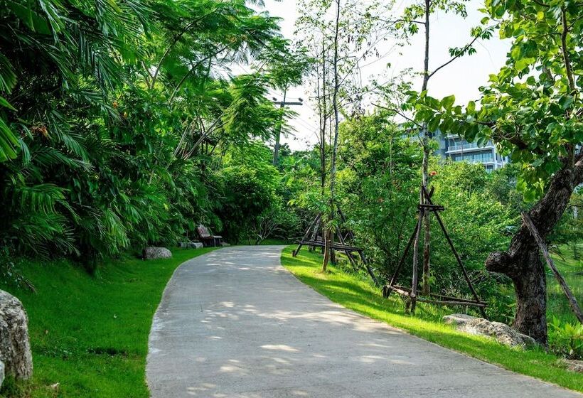 هتل Chalong Miracle Lakeview