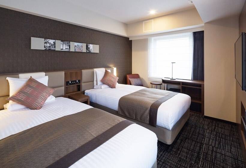 בית מלון כפרי Mystays Yokohama Kannai