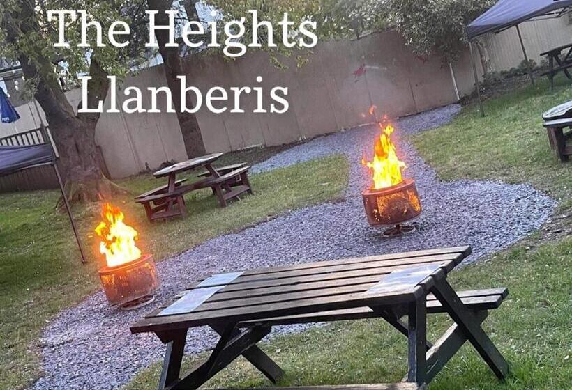 旅馆 The Heights Bunkhouse