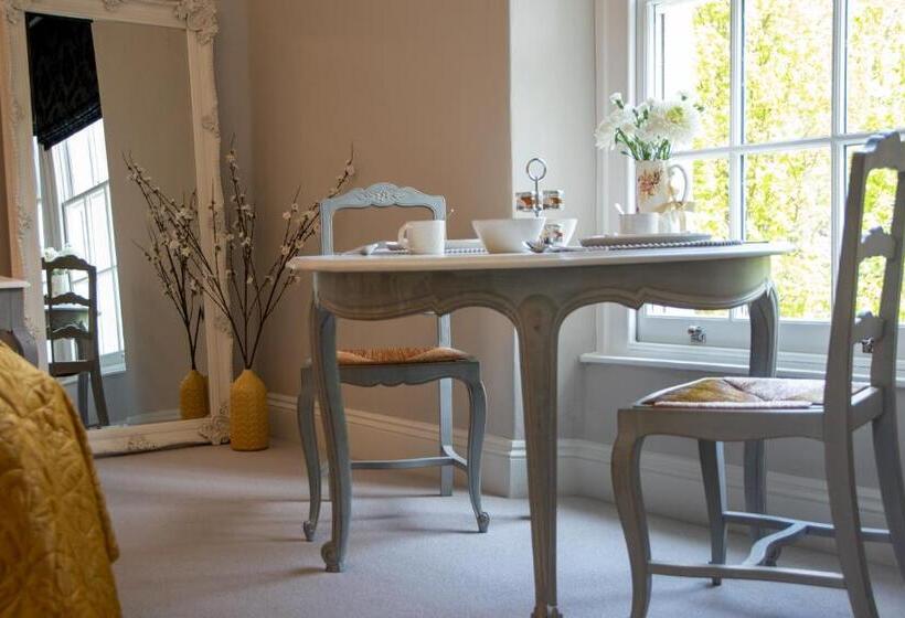 Apple Tree Bed And Breakfast