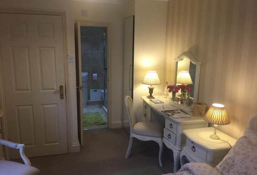 مبيت وإفطار Copperfields Guest House