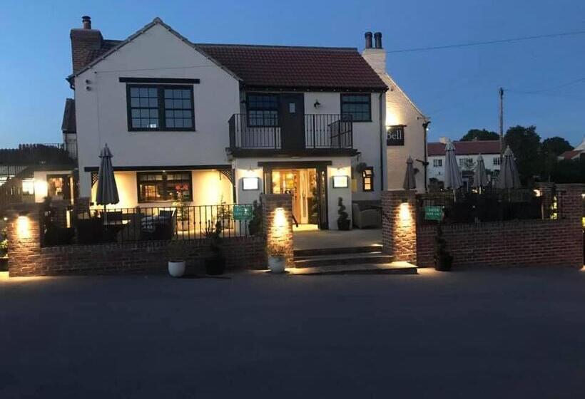 Отель The Blue Bell At Arkendale