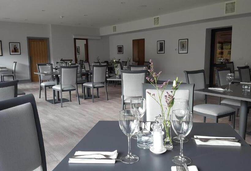 The Brander Lodge Hotel And Bistro