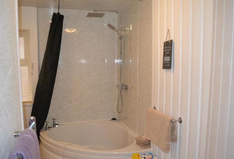 ベッドアンドブレックファースト Berwyn Guest House