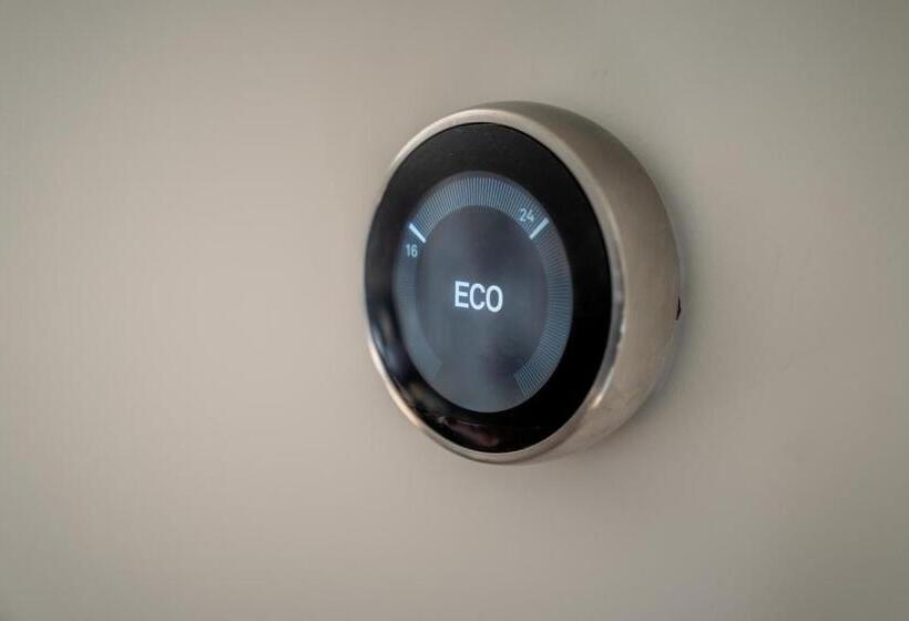 مبيت وإفطار Eastfield Lodge