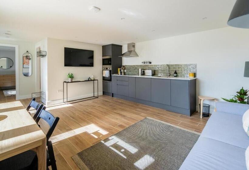 مبيت وإفطار Eastfield Lodge