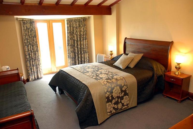 مبيت وإفطار Hopbine House