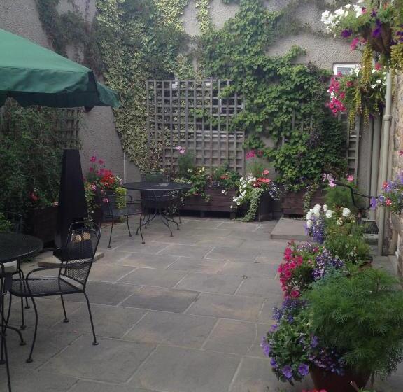 مبيت وإفطار Rosehill Guest House