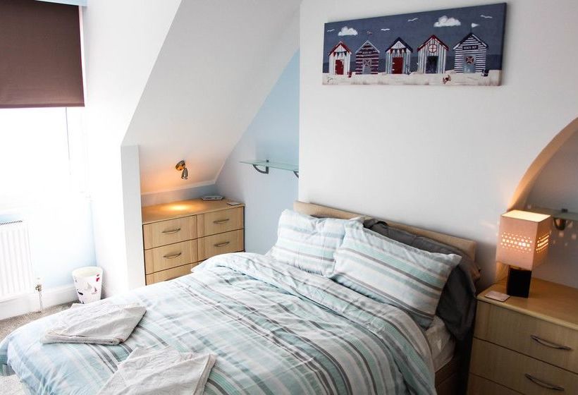 تختخواب و صبحانه The Bay