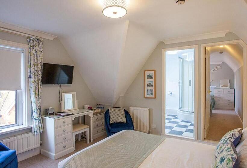 مبيت وإفطار The Castleton