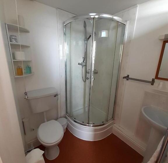 تختخواب و صبحانه The Edenhurst Guesthouse