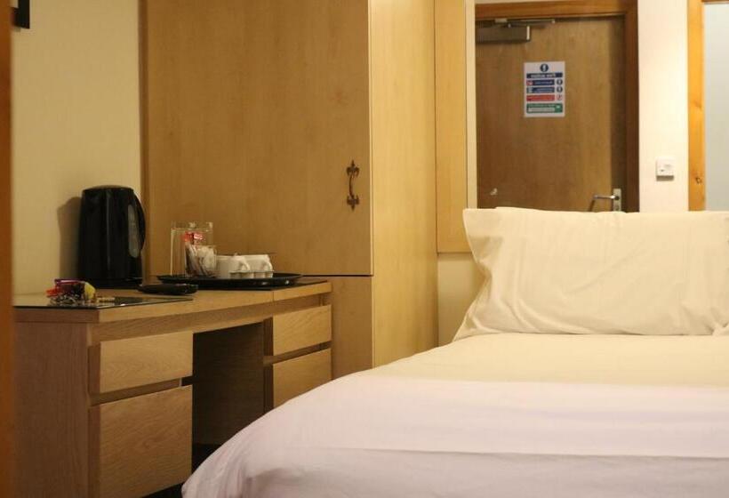 هتل Lower Turks Head