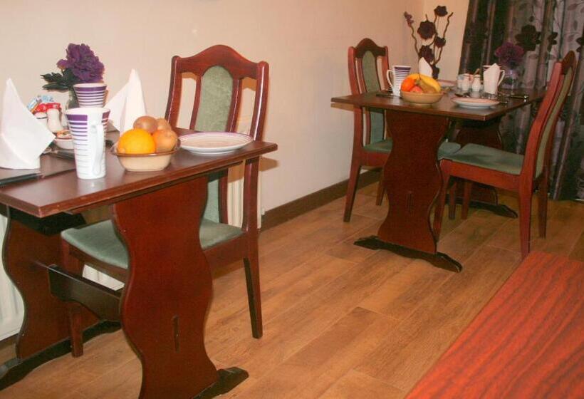 Riverside B&b