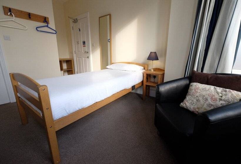 Wayfarers Independent Hostel