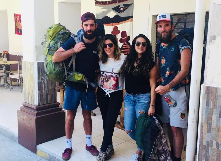 هاستل The Backpacker Hostal