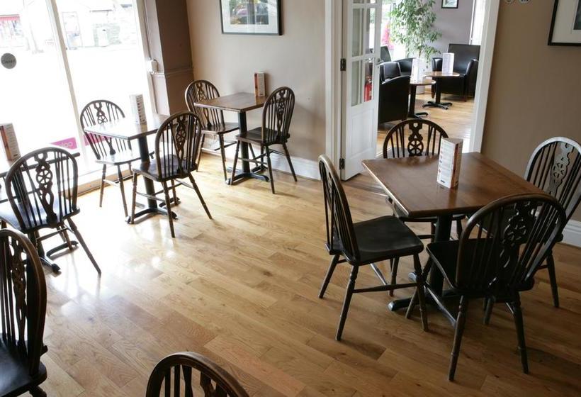 צימר Lakeland House