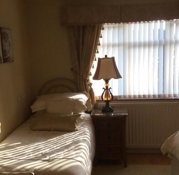 민박 Lurgan West Lodge