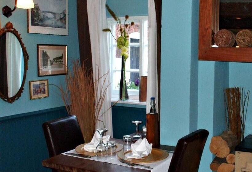 민박 Ternhill Farm House   5 Star Guest Accommodation With Optional Award Winning Breakfast