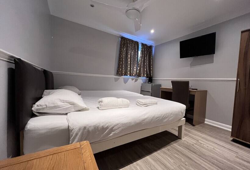 Bed and Breakfast The Commongate Hotels