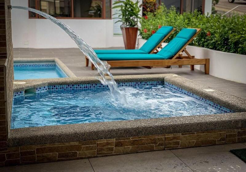 هتل El Descanso Del Guia