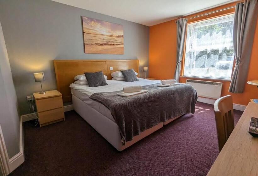 בית מלון כפרי The Earl Of Derby