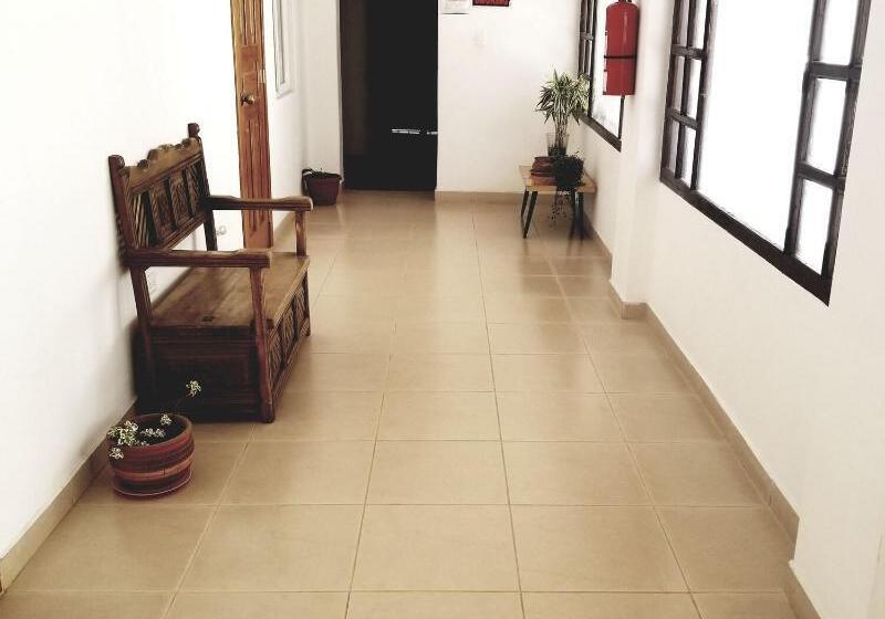 هاستل Heritage Inn