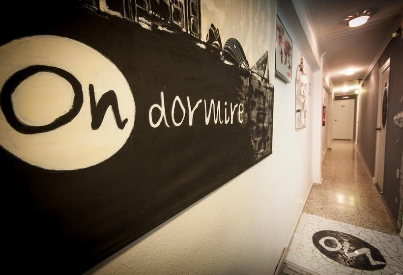 هاستل Hostal On Dormire Valencia