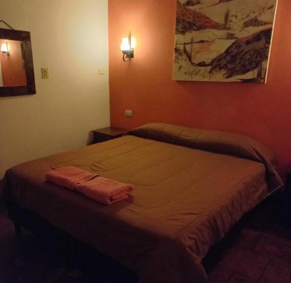 هاستل Hostal Rustyk